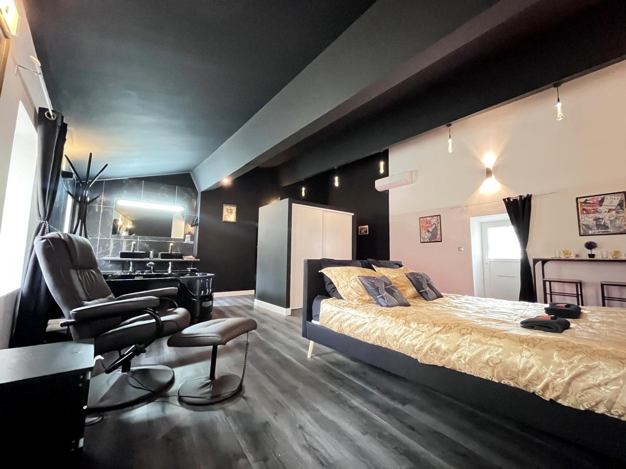 Moderne Jacuzzi Terrasse Apartment Narbonne